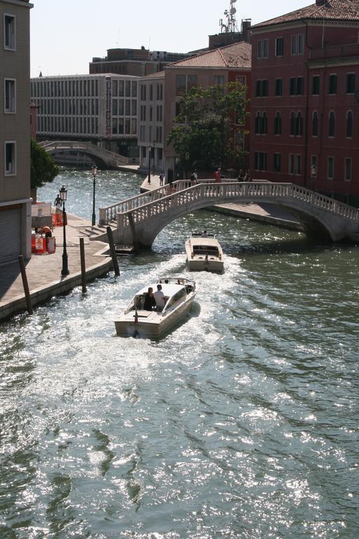 Mema Venice Apartment Bilik gambar